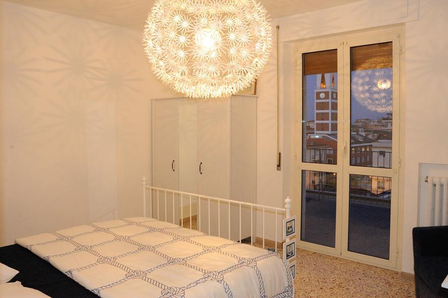 Summer And Winter Apartment Pescara Room photo